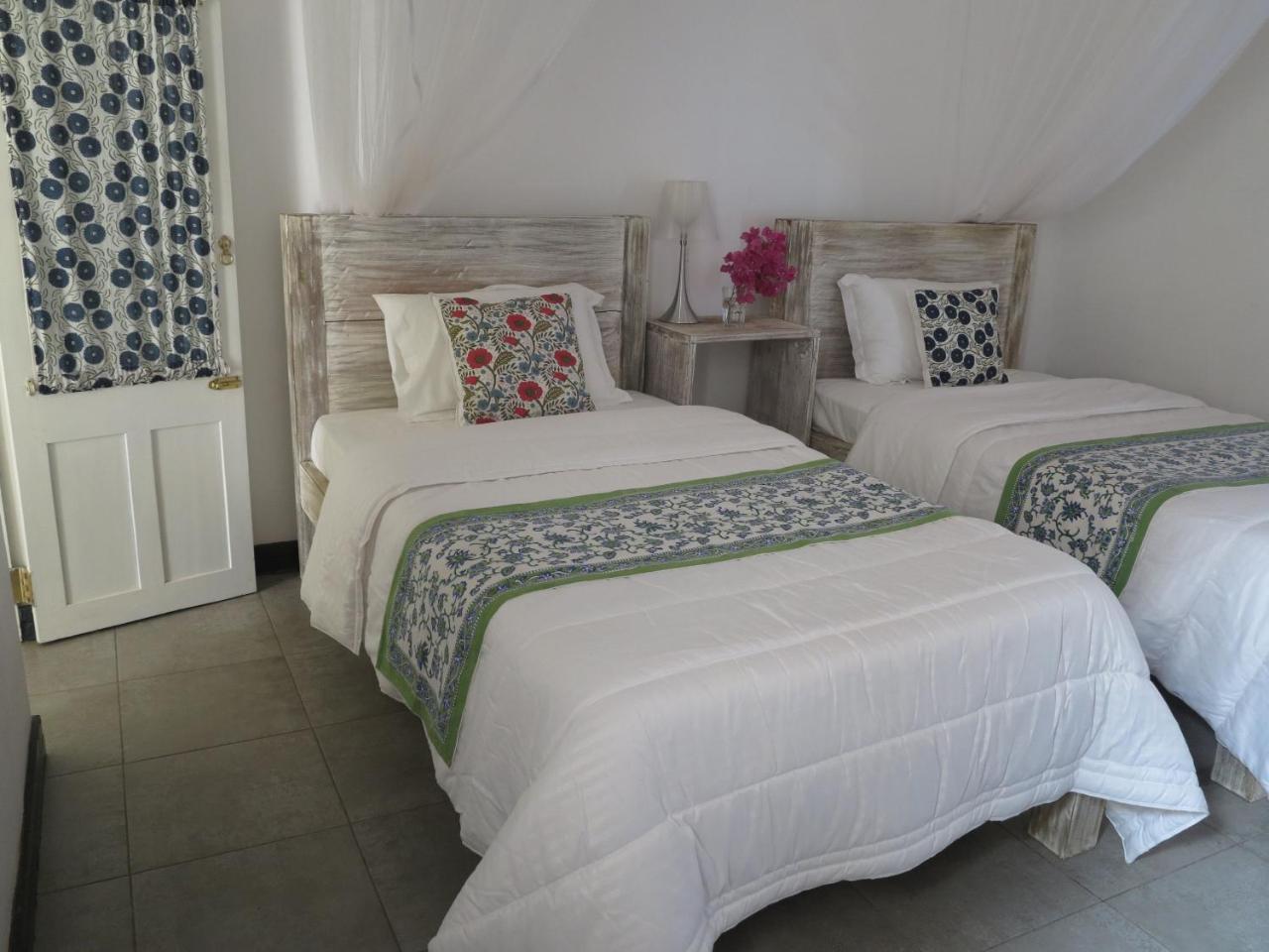 Esperanza Beach Villa And Spa Morakatiyara Exterior photo